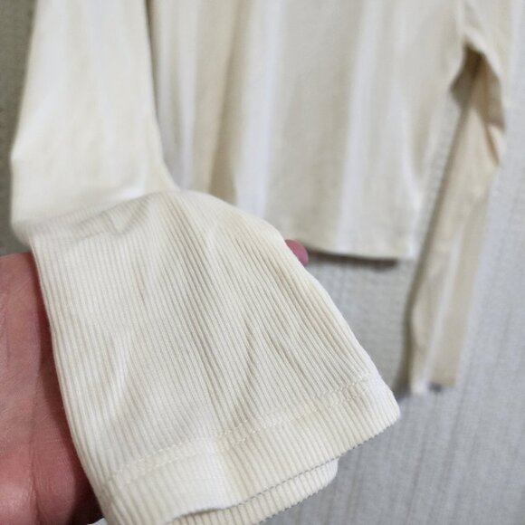 Wild Fable Pug Dog Ribbed Embroidered White Long Sleeve Crop Top Size Medium - Picture 8 of 13